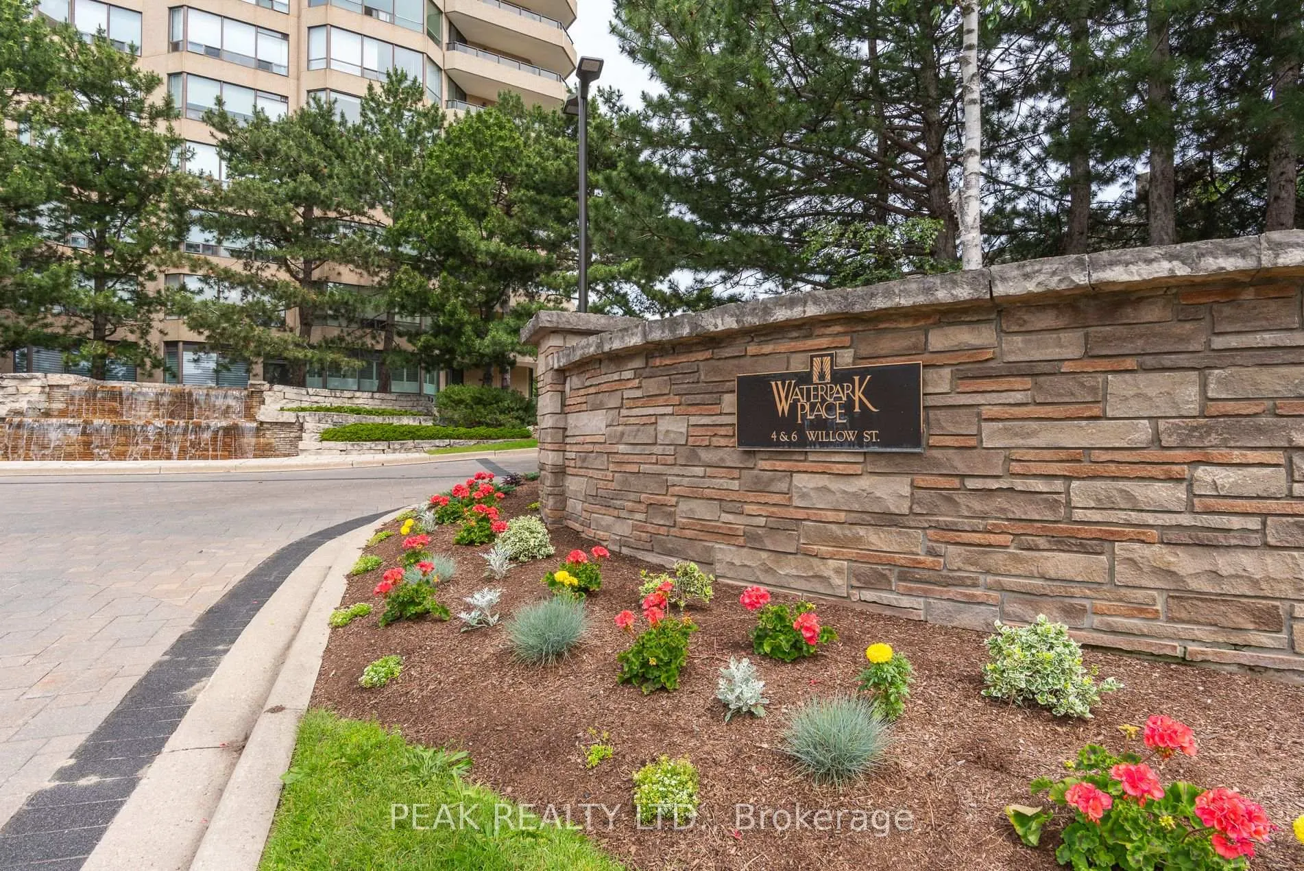 Photo 1 of Unit 1603, 6 Willow Street, Waterloo, Uptown Waterloo — HOMEH