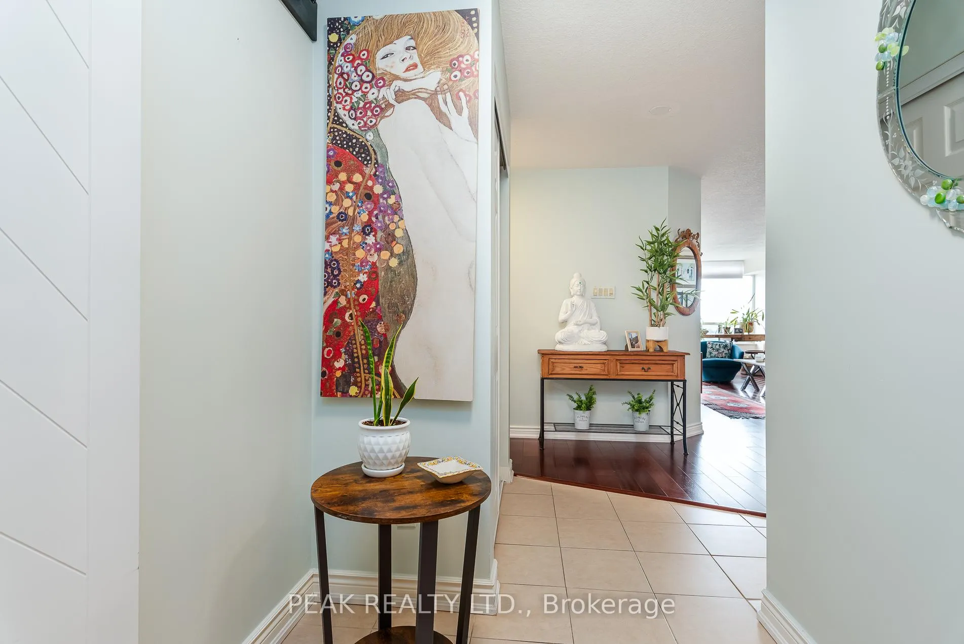 Photo 8 of Unit 1603, 6 Willow Street, Waterloo, Uptown Waterloo — HOMEH
