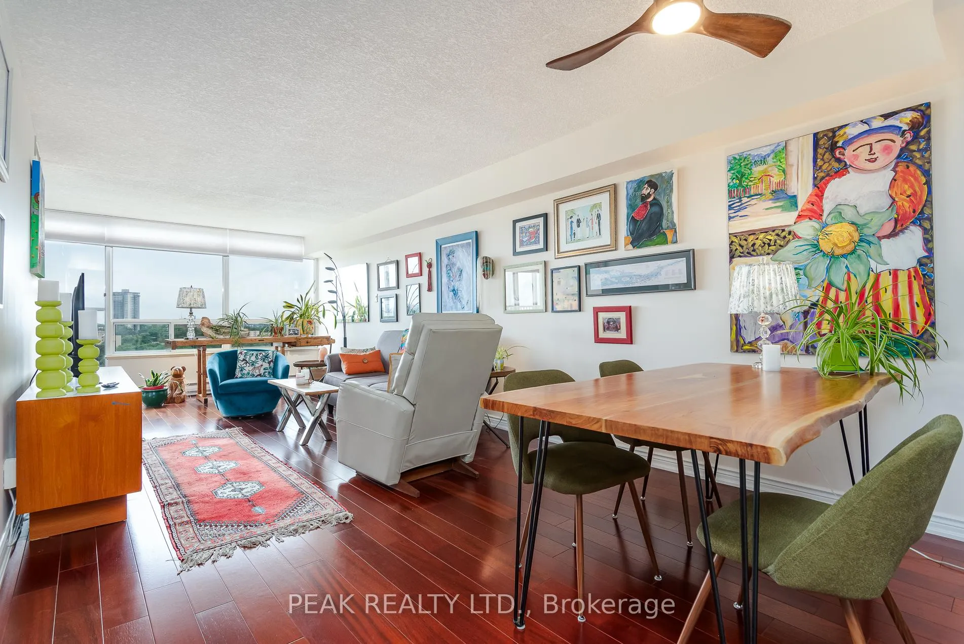 Photo 10 of Unit 1603, 6 Willow Street, Waterloo, Uptown Waterloo — HOMEH
