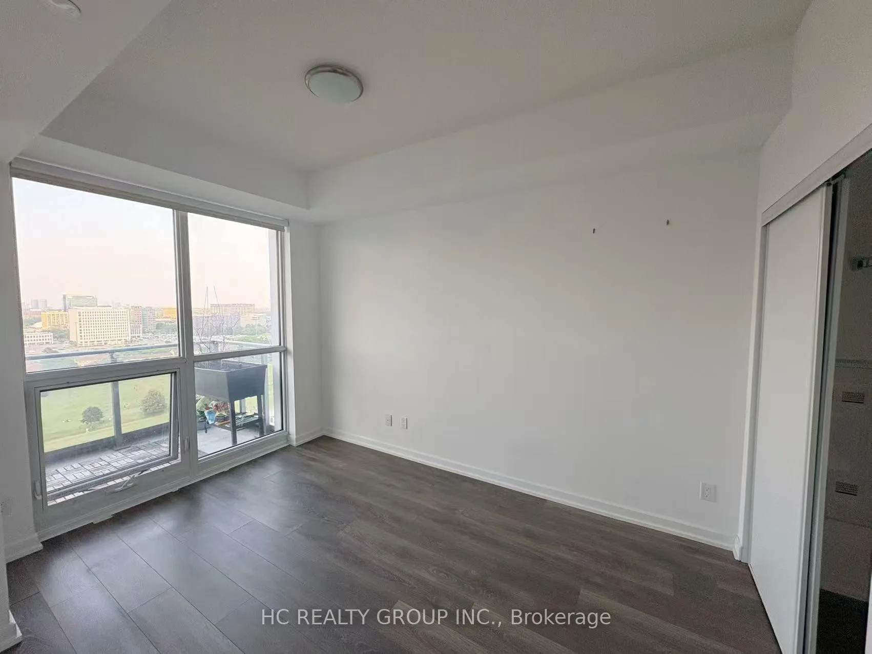 Photo 6 of Unit 1507, 32 forest manor Road, North York, Henry Farm — HOMEH