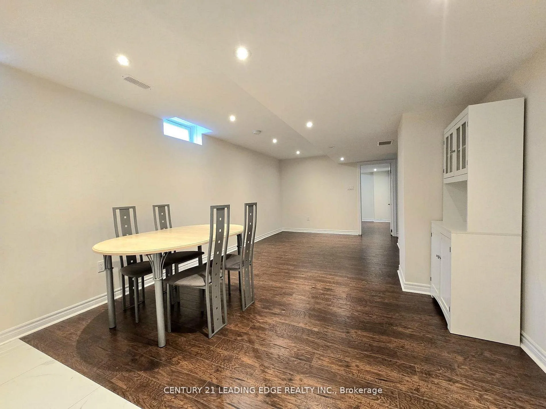 Photo 5 of 51 Braden Way, Vaughan, Vellore Village — HOMEH