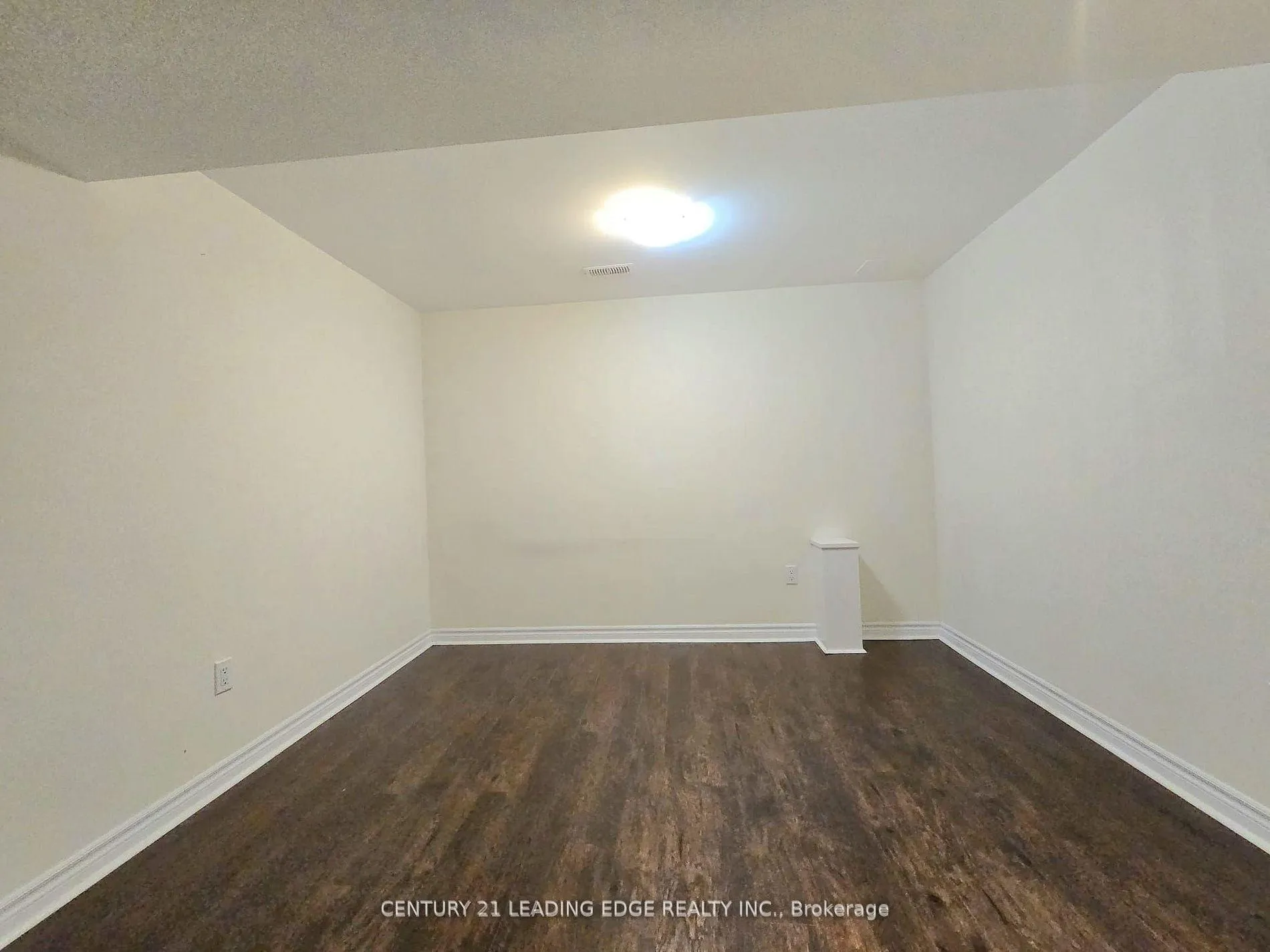 Photo 8 of 51 Braden Way, Vaughan, Vellore Village — HOMEH
