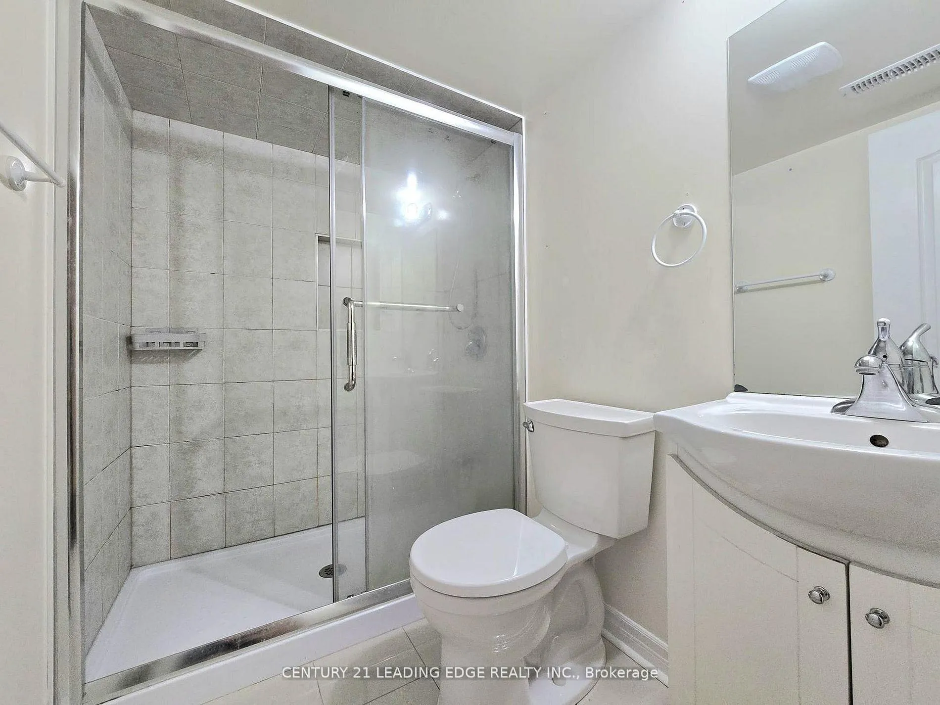 Photo 11 of 51 Braden Way, Vaughan, Vellore Village — HOMEH