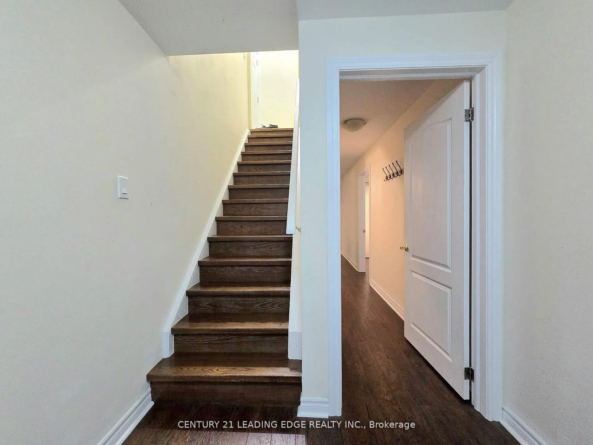 Photo 15 of 51 Braden Way, Vaughan, Vellore Village — HOMEH