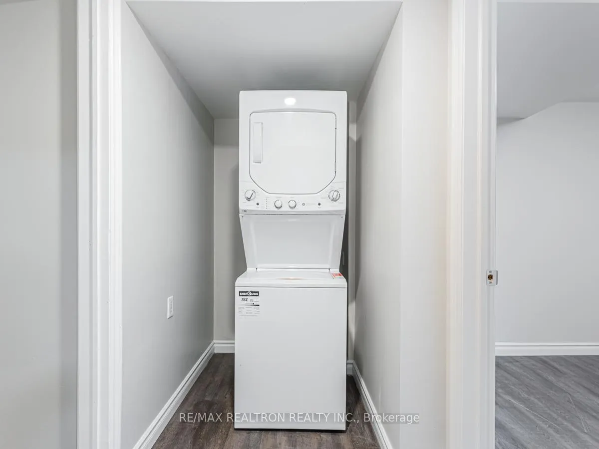 Photo 14 of 72B Dunning Avenue, Aurora, Aurora Village — HOMEH