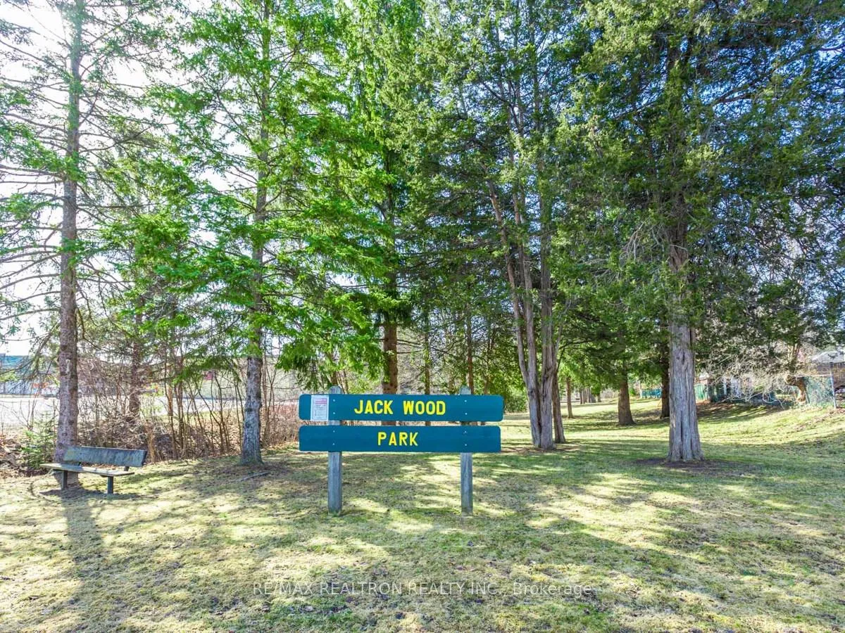 Photo 19 of 72B Dunning Avenue, Aurora, Aurora Village — HOMEH