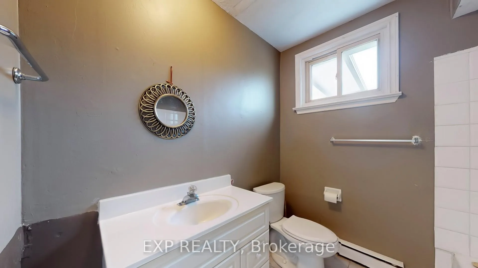 Photo 30 of 870 Upper Wellington Street, Hamilton, Balfour — HOMEH