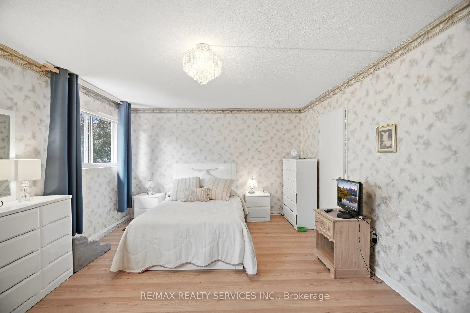 Photo 22 of 14 Tara Park Crescent, Brampton, Brampton North — HOMEH