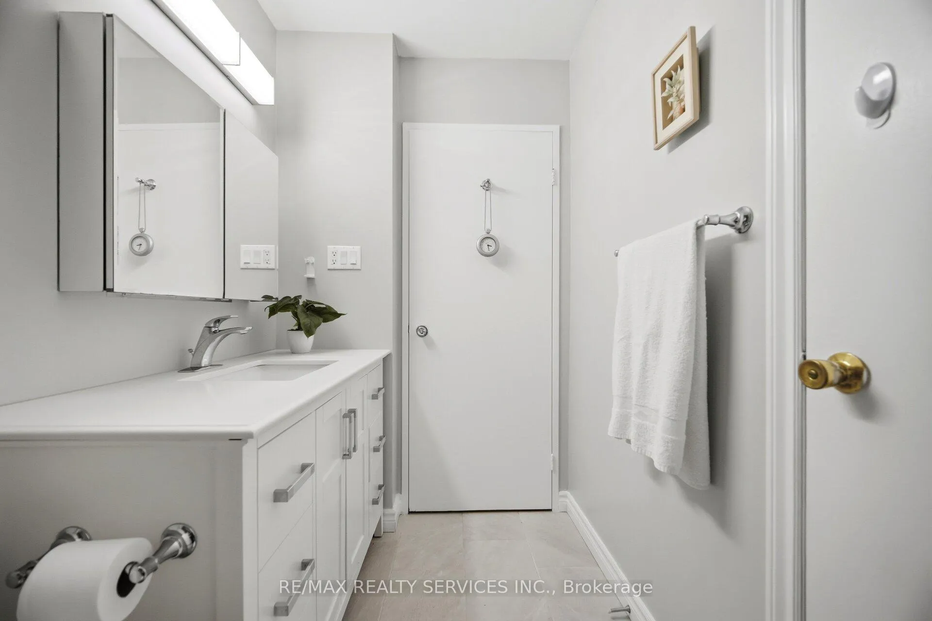 Photo 29 of 14 Tara Park Crescent, Brampton, Brampton North — HOMEH
