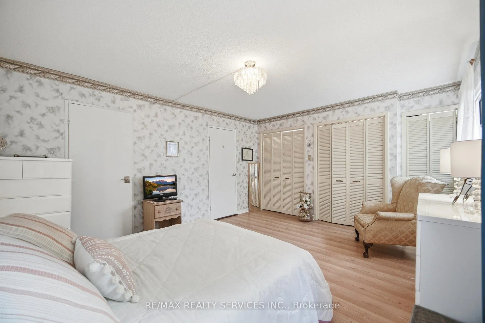 Photo 32 of 14 Tara Park Crescent, Brampton, Brampton North — HOMEH