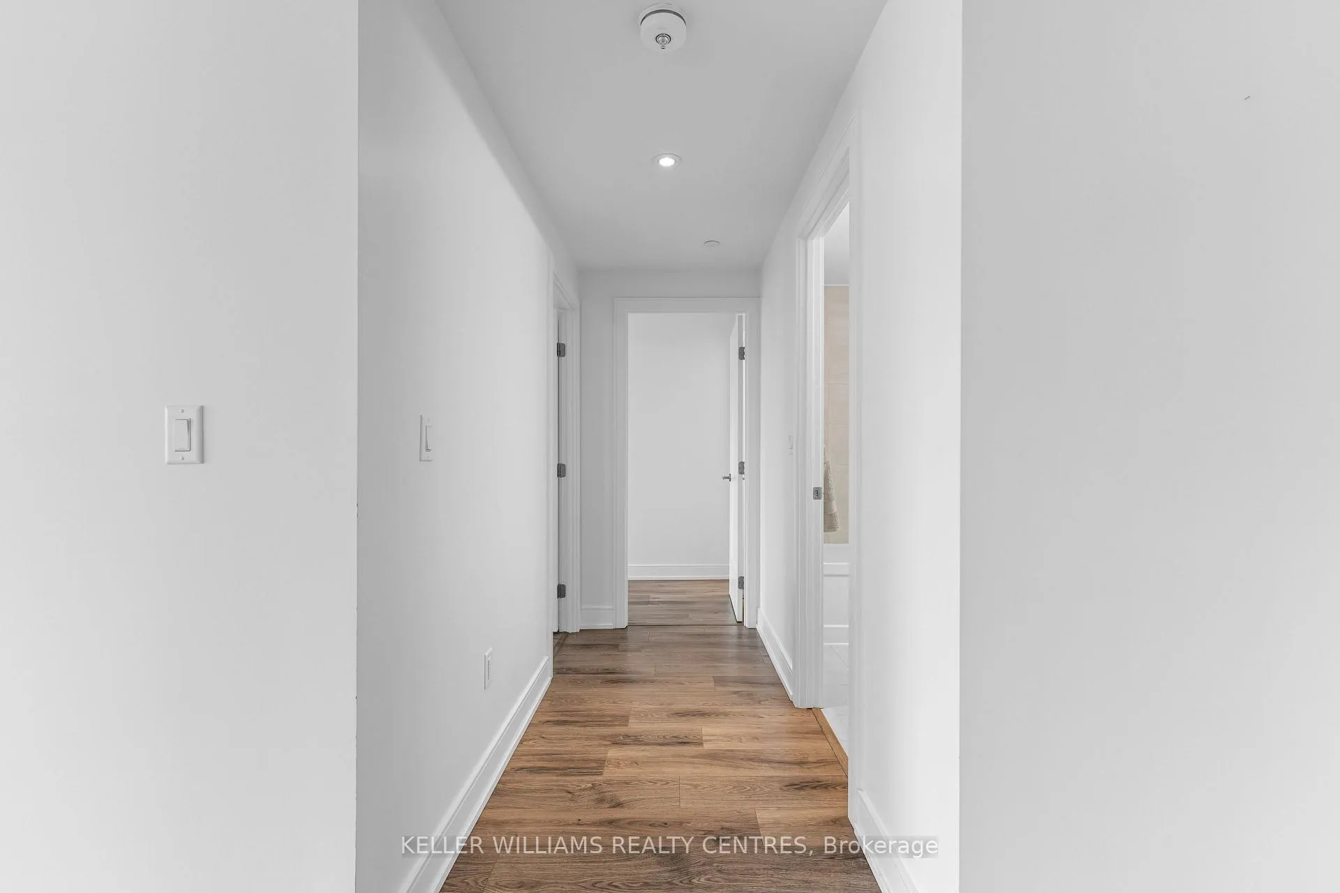 Photo 13 of Unit 621, 185 Dunlop Street E, Barrie, Lakeshore — HOMEH