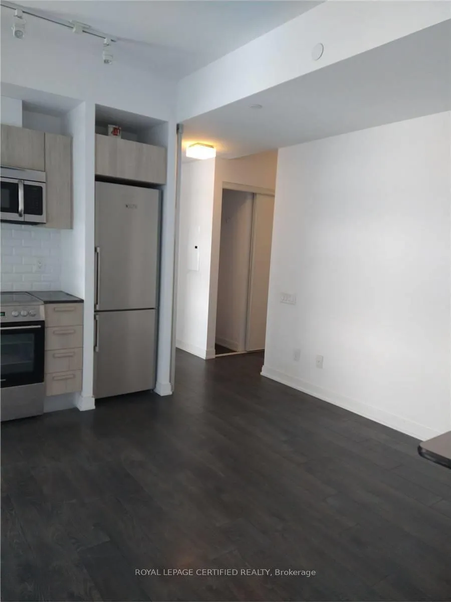Photo 4 of Unit 901, 42 Charles Street E, Toronto, Church-Yonge Corridor — HOMEH