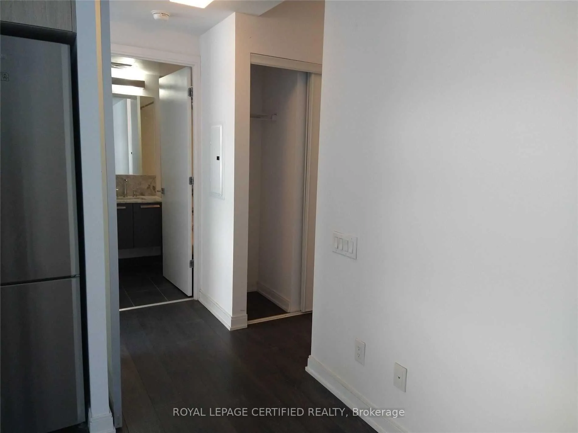 Photo 5 of Unit 901, 42 Charles Street E, Toronto, Church-Yonge Corridor — HOMEH