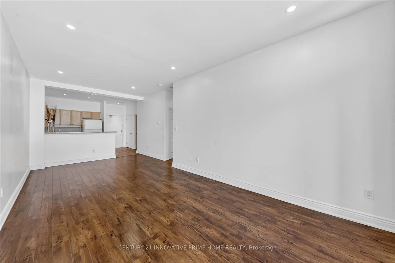 Photo 17 of Unit 507, 1 Leaside Park Drive, Toronto, Thorncliffe Park — HOMEH