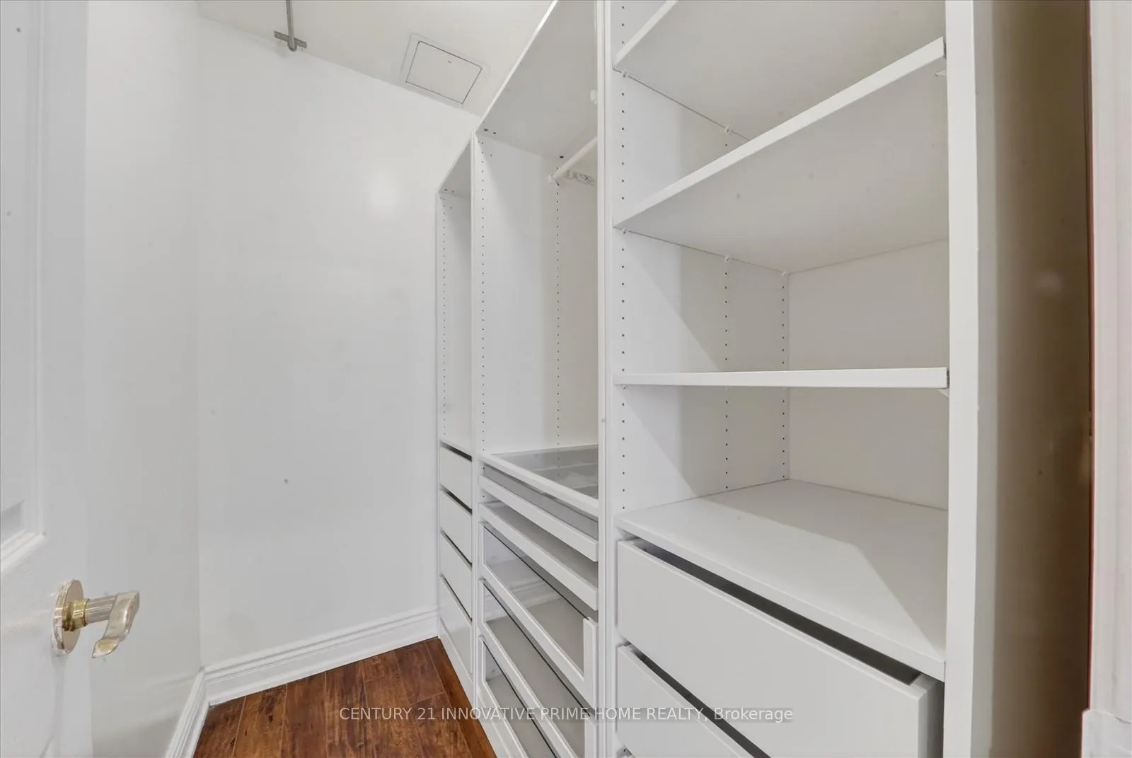 Photo 25 of Unit 507, 1 Leaside Park Drive, Toronto, Thorncliffe Park — HOMEH