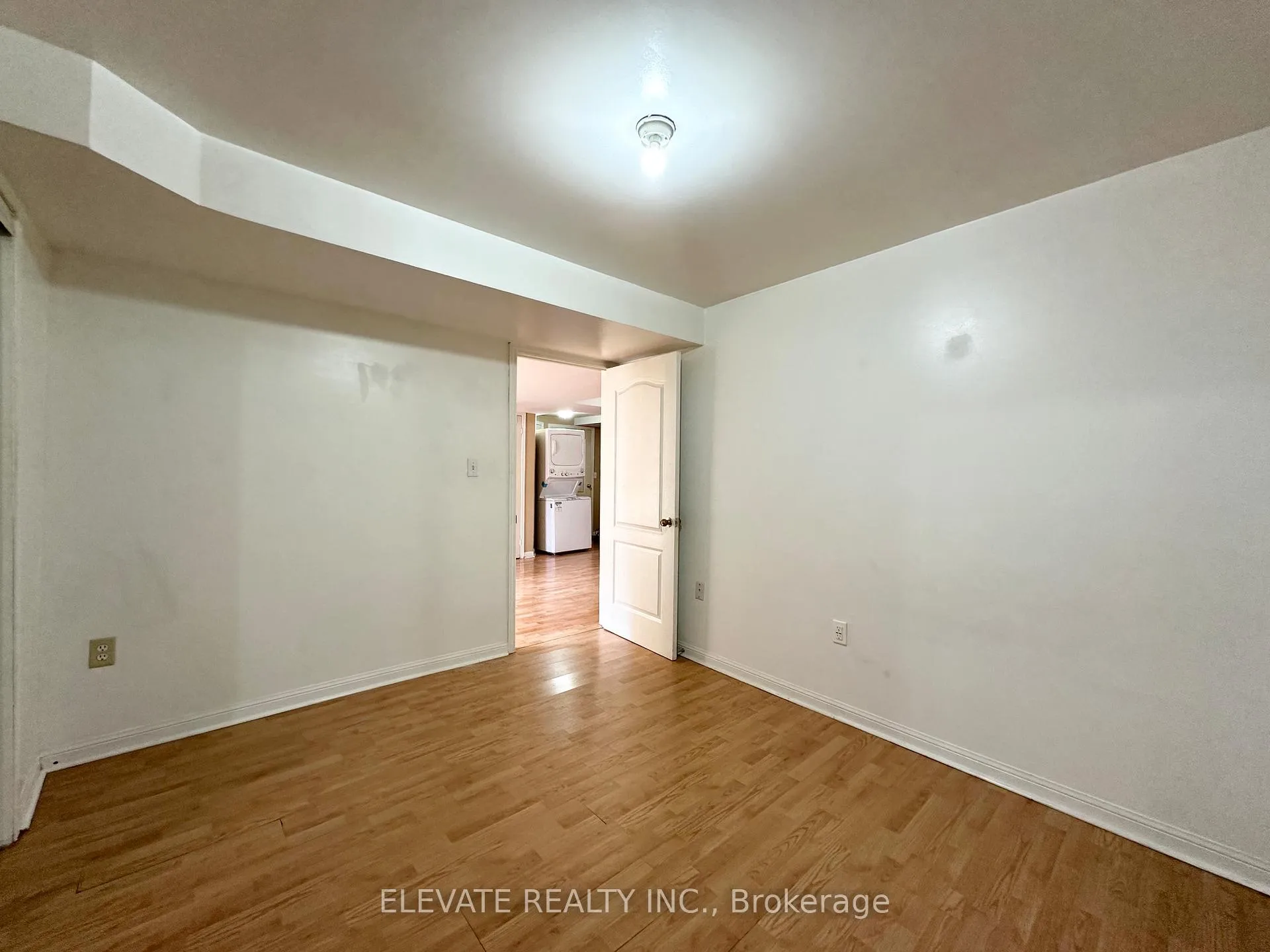 Photo 4 of Unit Basement, 336 Edenbrook Hill Drive, Brampton, Fletcher's Meadow — HOMEH