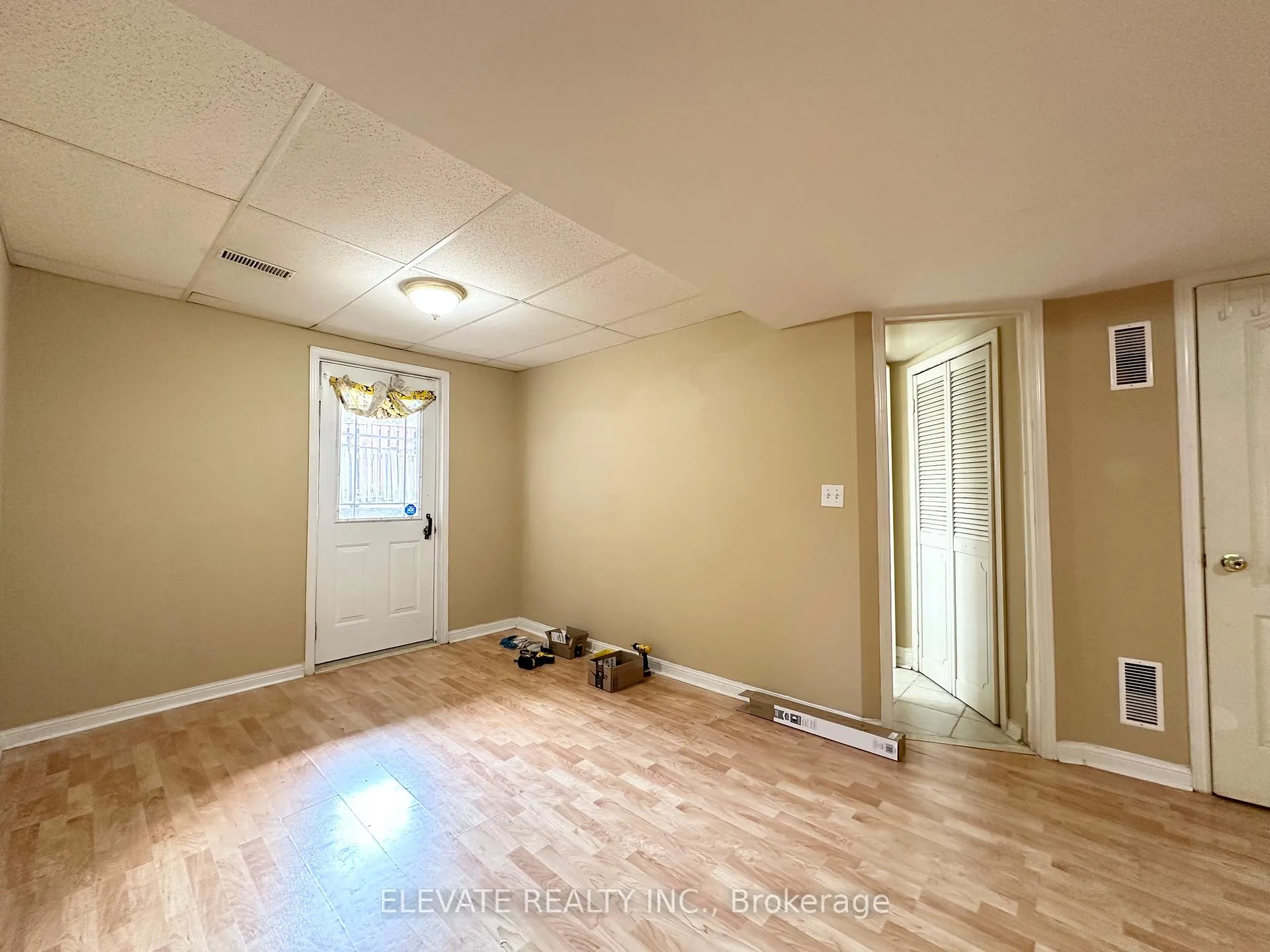 Photo 12 of Unit Basement, 336 Edenbrook Hill Drive, Brampton, Fletcher's Meadow — HOMEH