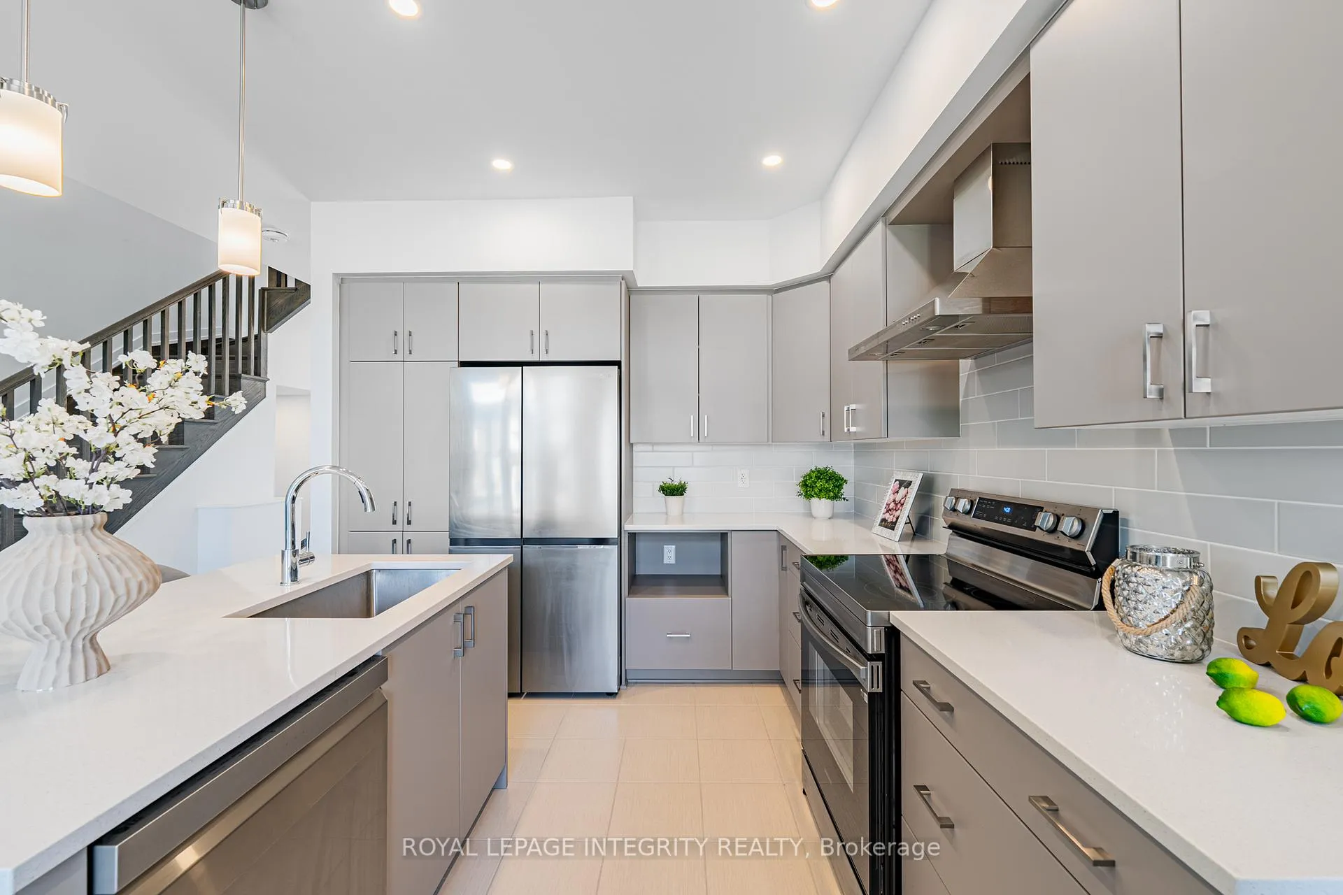 Photo 10 of 53 Maize Street, Ottawa, Stittsville (North) — HOMEH