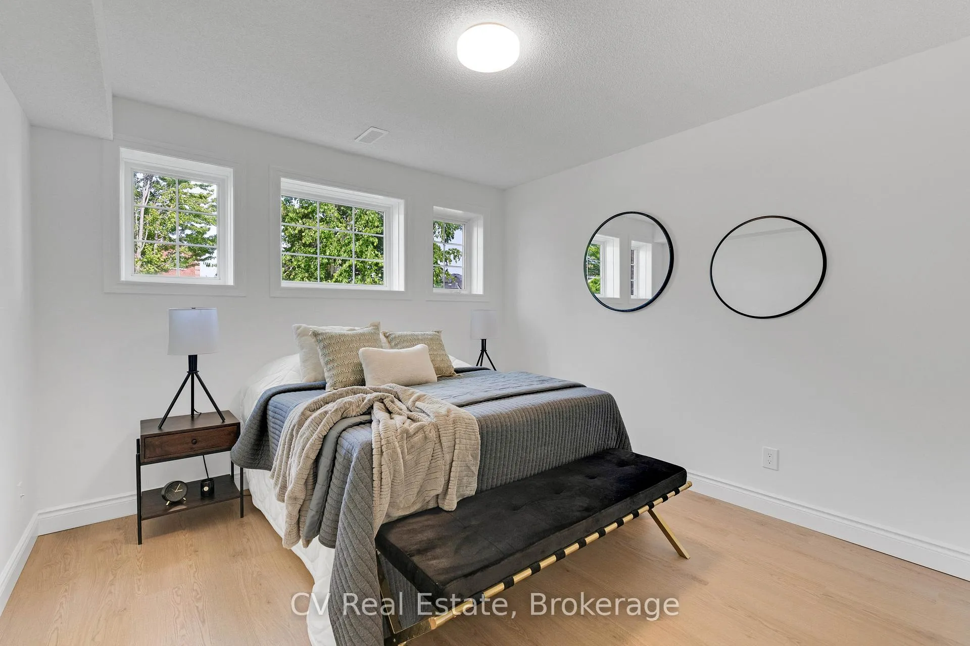 Photo 18 of 124 Columbia Road, Barrie, Holly — HOMEH
