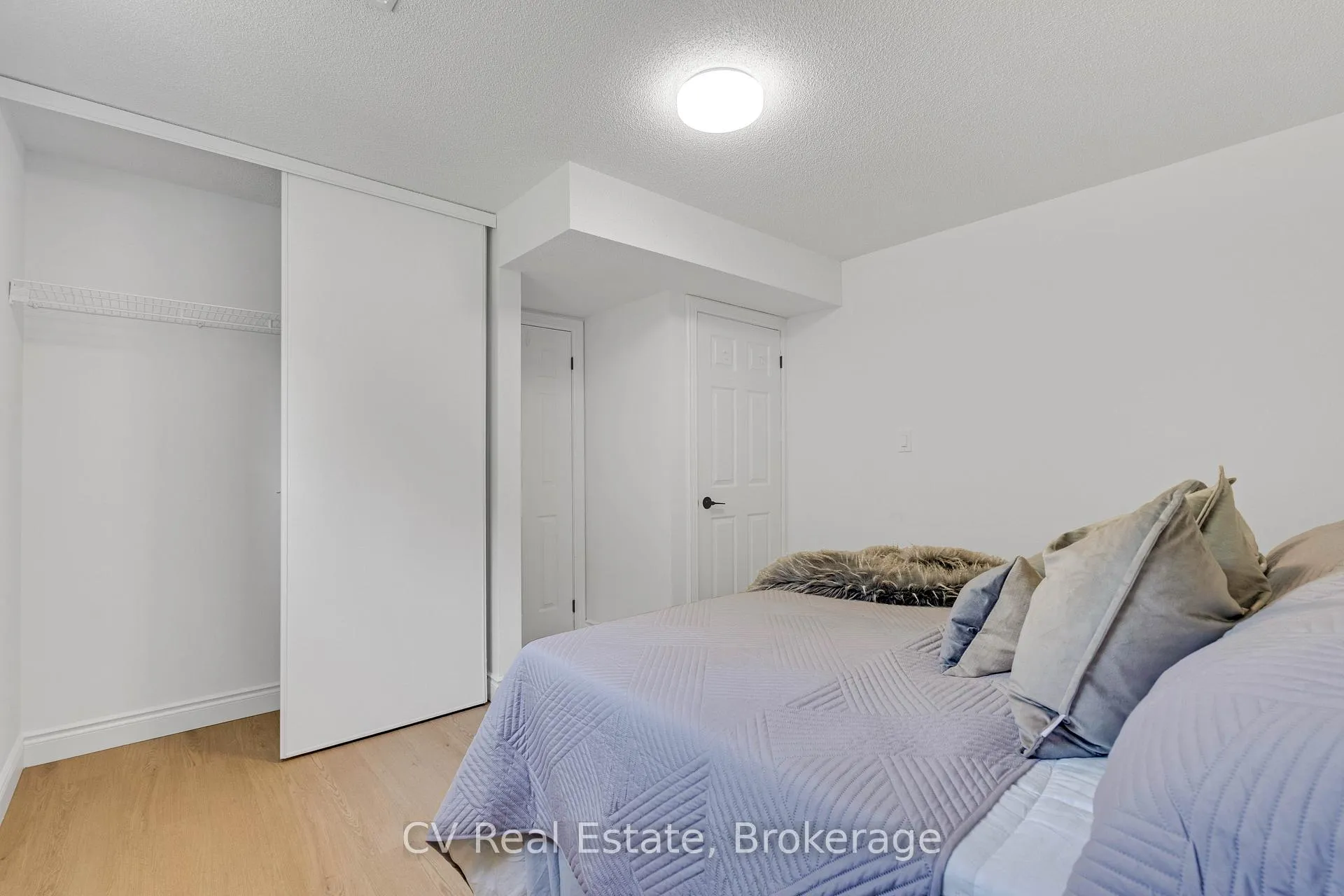 Photo 21 of 124 Columbia Road, Barrie, Holly — HOMEH