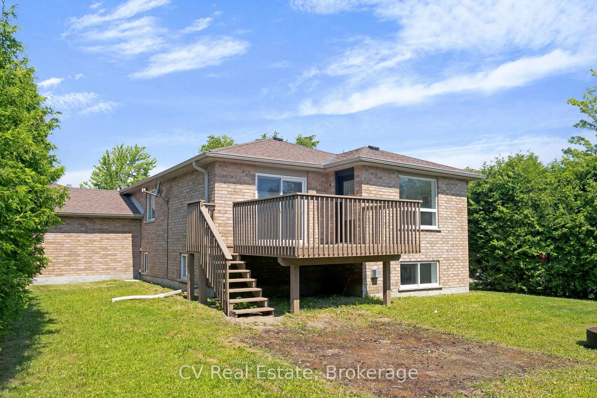Photo 26 of 124 Columbia Road, Barrie, Holly — HOMEH