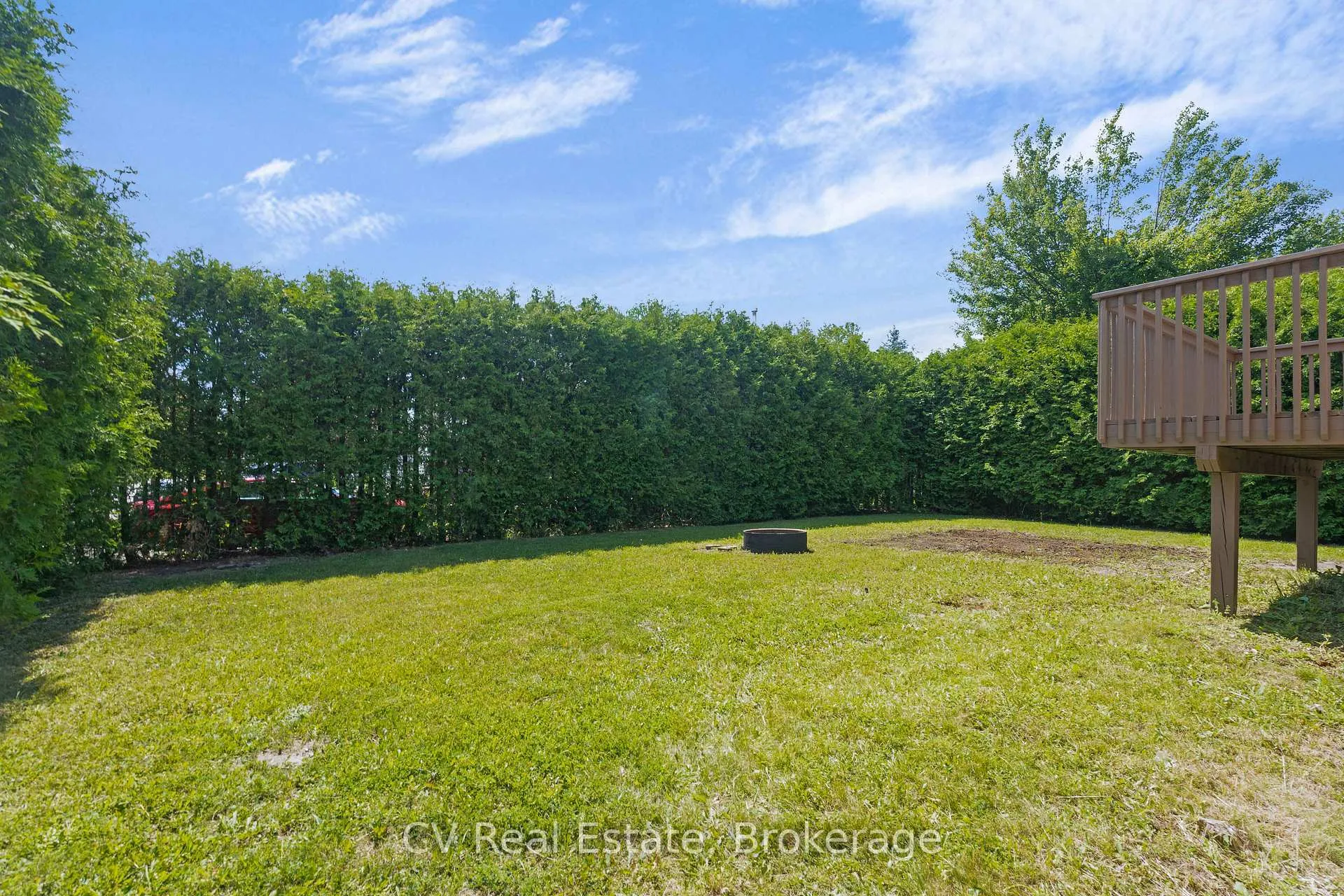 Photo 28 of 124 Columbia Road, Barrie, Holly — HOMEH
