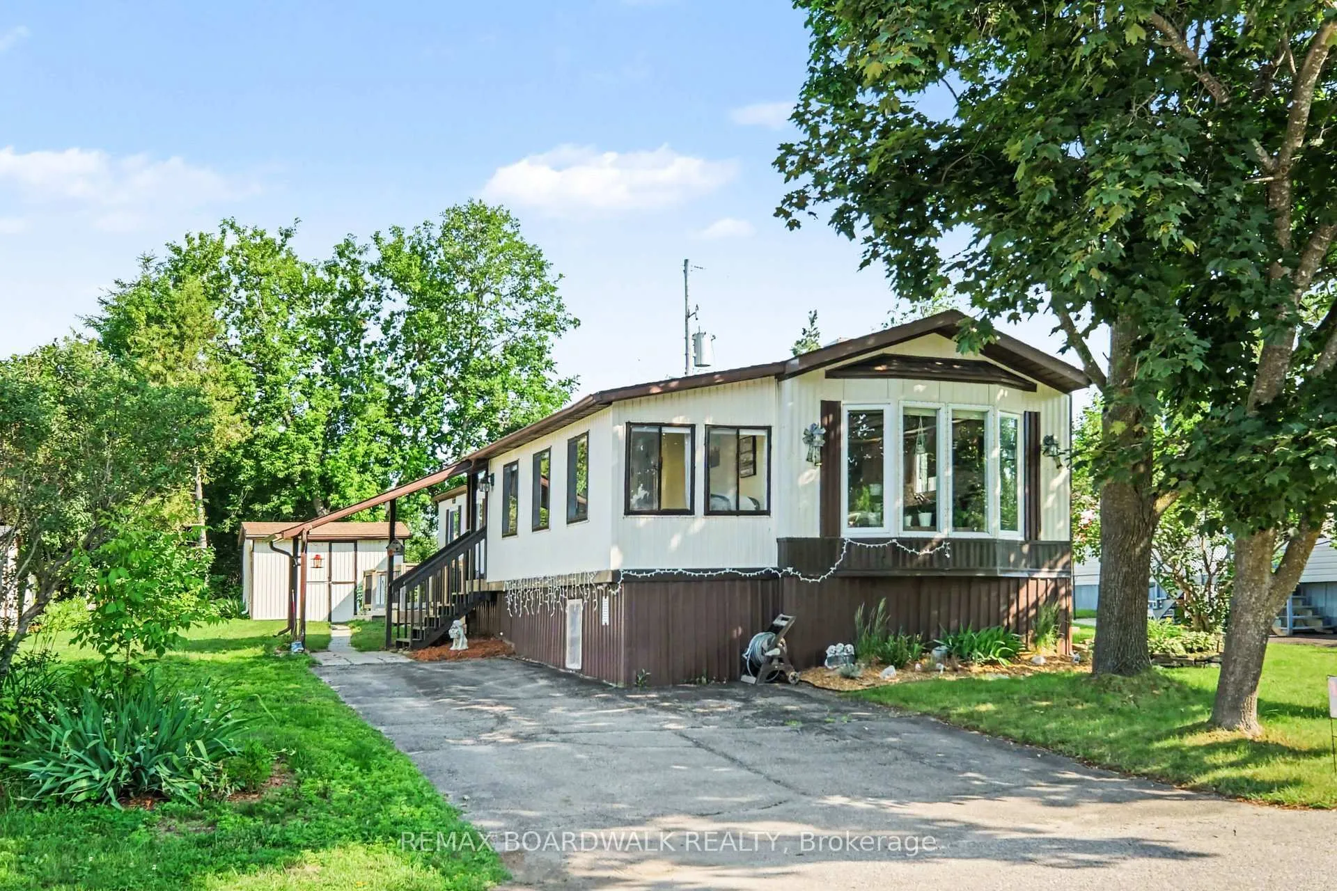 Photo 1 of 622 Bluebird Hill, Carleton Place, Carleton Place — HOMEH