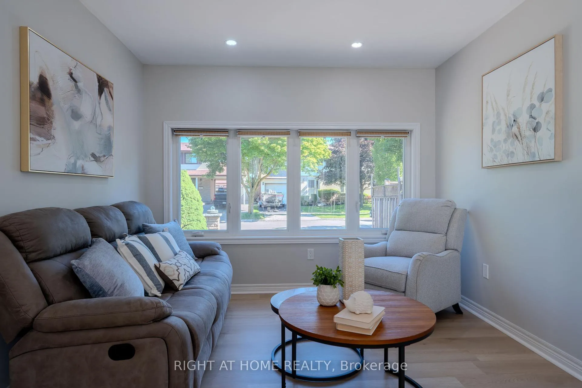 Photo 17 of 80 Chilton Drive, Hamilton, Stoney Creek Mountain — HOMEH