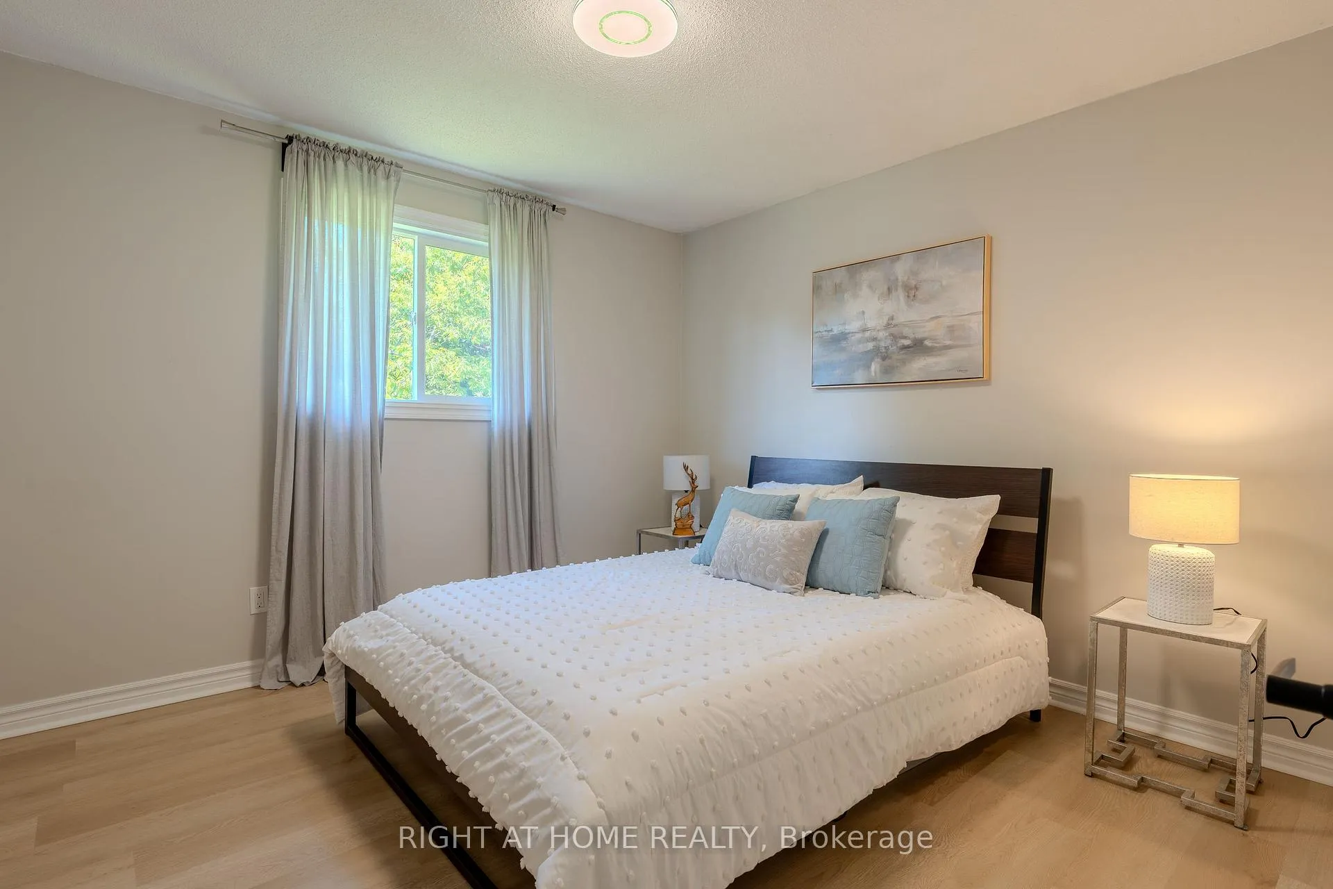 Photo 21 of 80 Chilton Drive, Hamilton, Stoney Creek Mountain — HOMEH