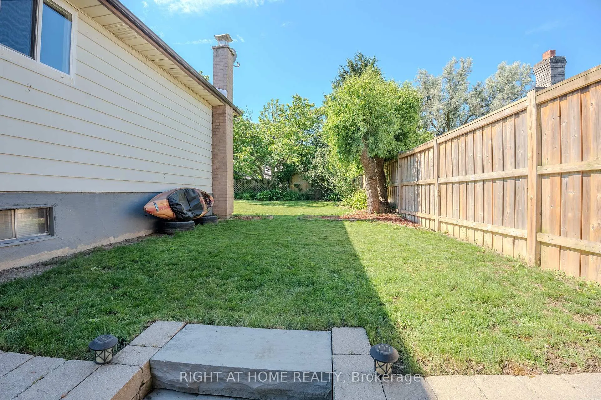 Photo 37 of 80 Chilton Drive, Hamilton, Stoney Creek Mountain — HOMEH