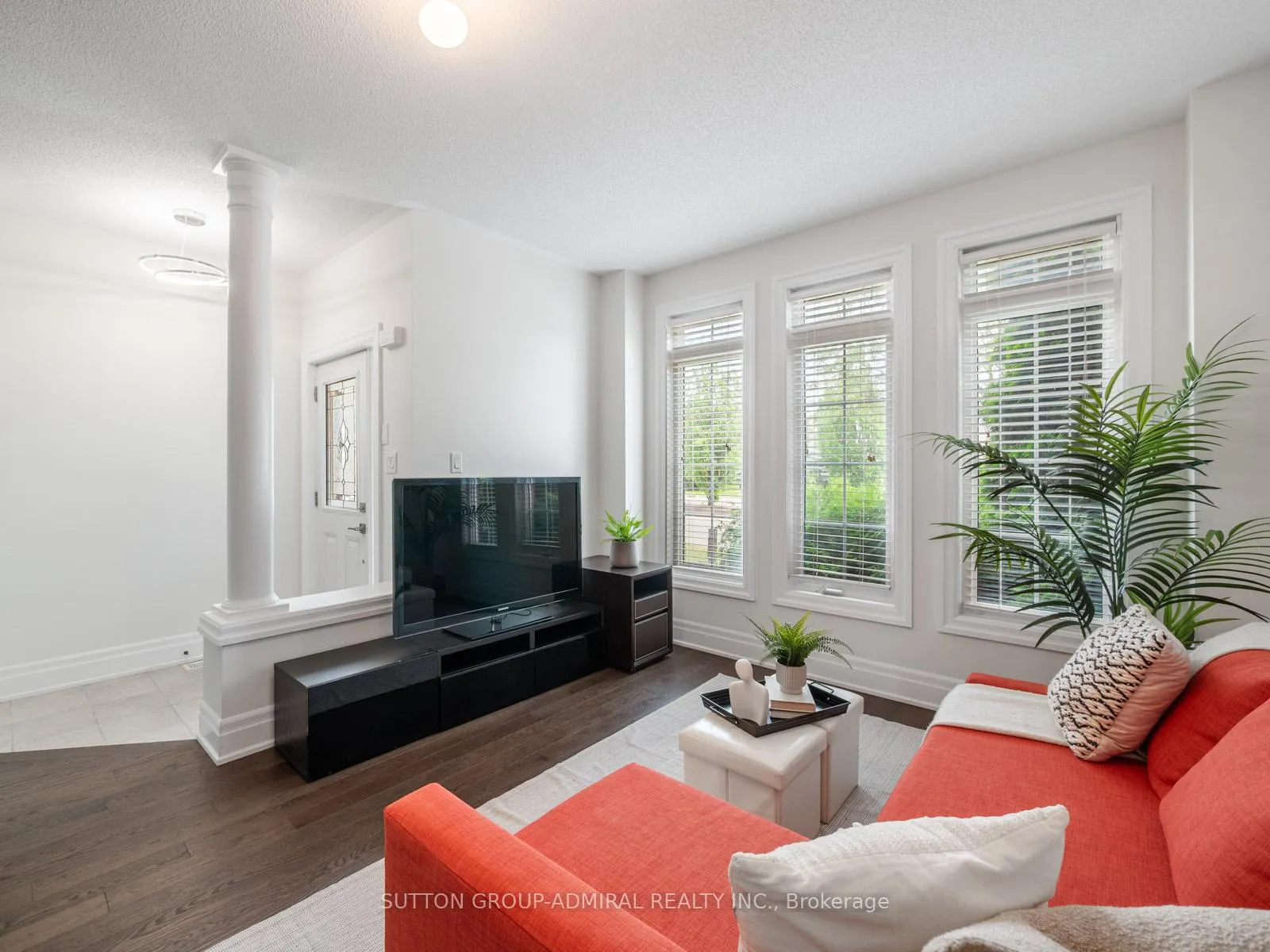 Photo 7 of 10 Forest Run Boulevard, Vaughan, Patterson — HOMEH