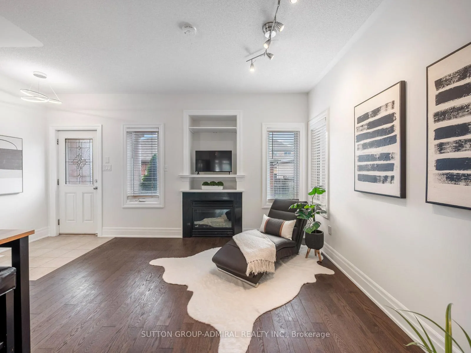 Photo 13 of 10 Forest Run Boulevard, Vaughan, Patterson — HOMEH
