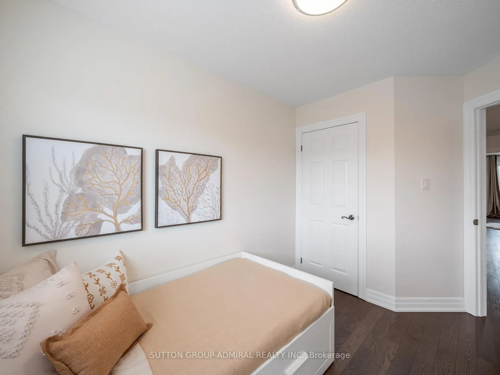 Photo 28 of 10 Forest Run Boulevard, Vaughan, Patterson — HOMEH