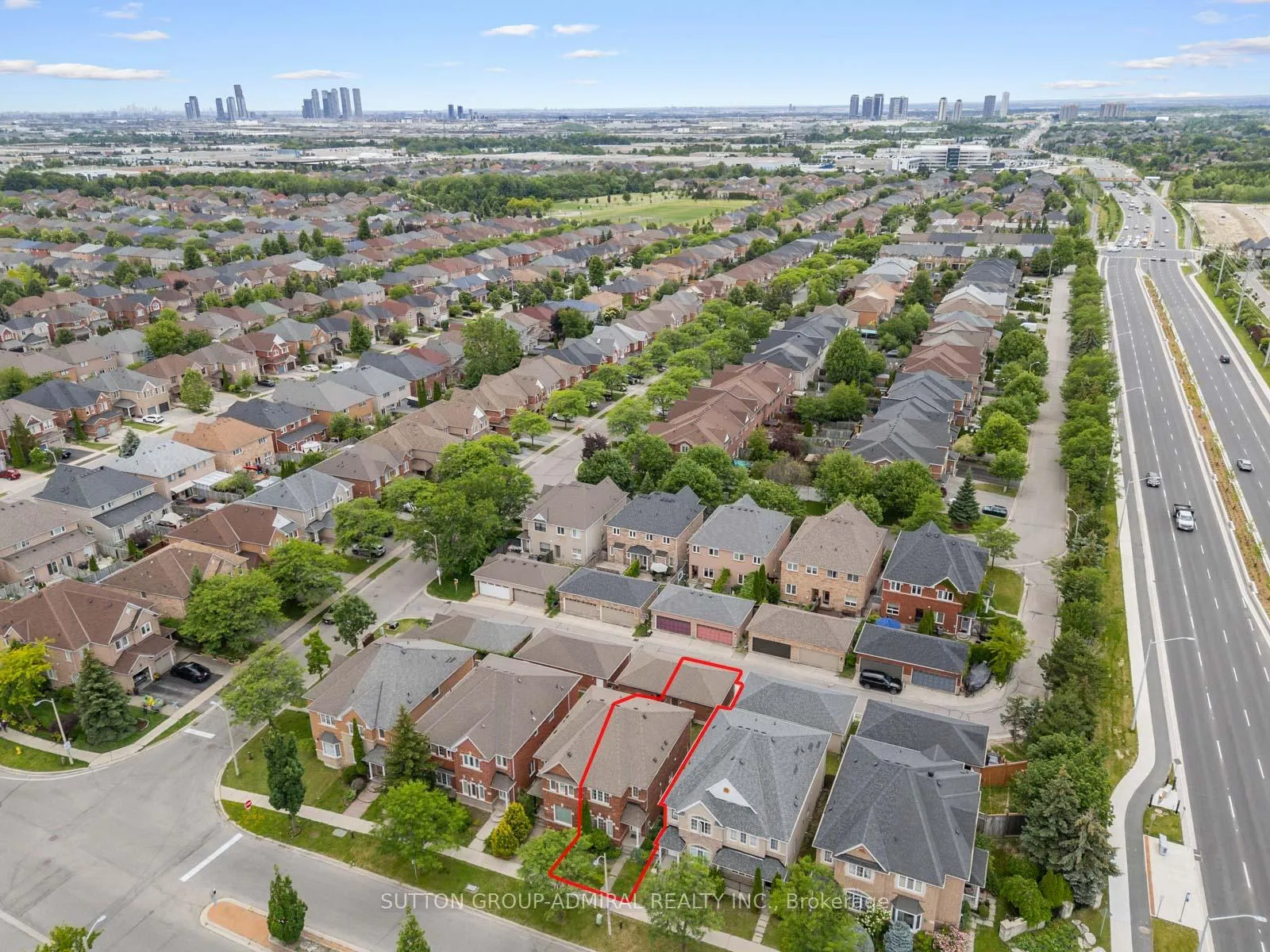 Photo 44 of 10 Forest Run Boulevard, Vaughan, Patterson — HOMEH