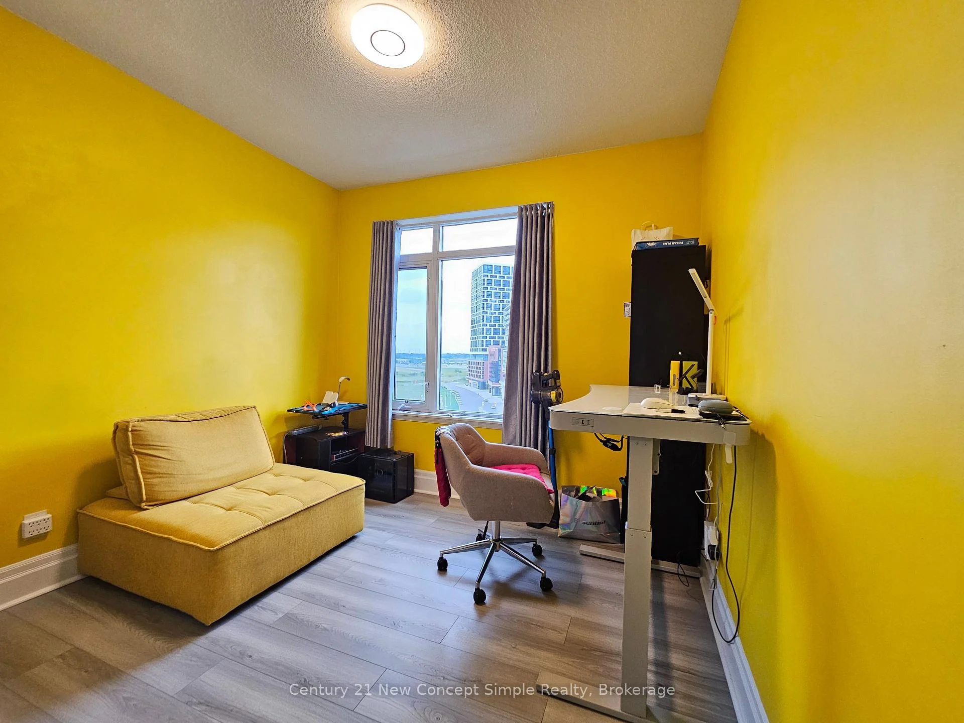 Photo 11 of Unit 904, 131 Upper Duke Crescent, Markham, Unionville — HOMEH