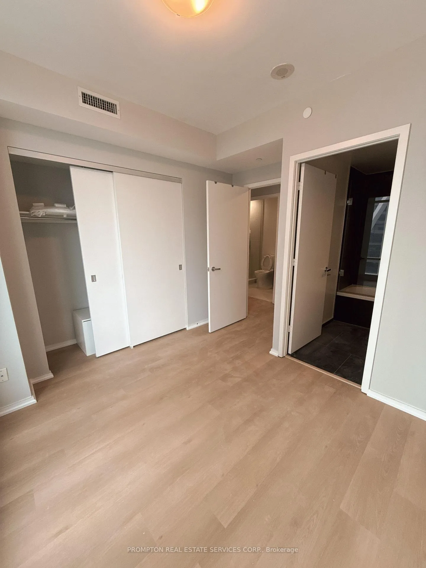 Photo 19 of Unit 3110, 1 Bloor Street E, Toronto, Church-Yonge Corridor — HOMEH