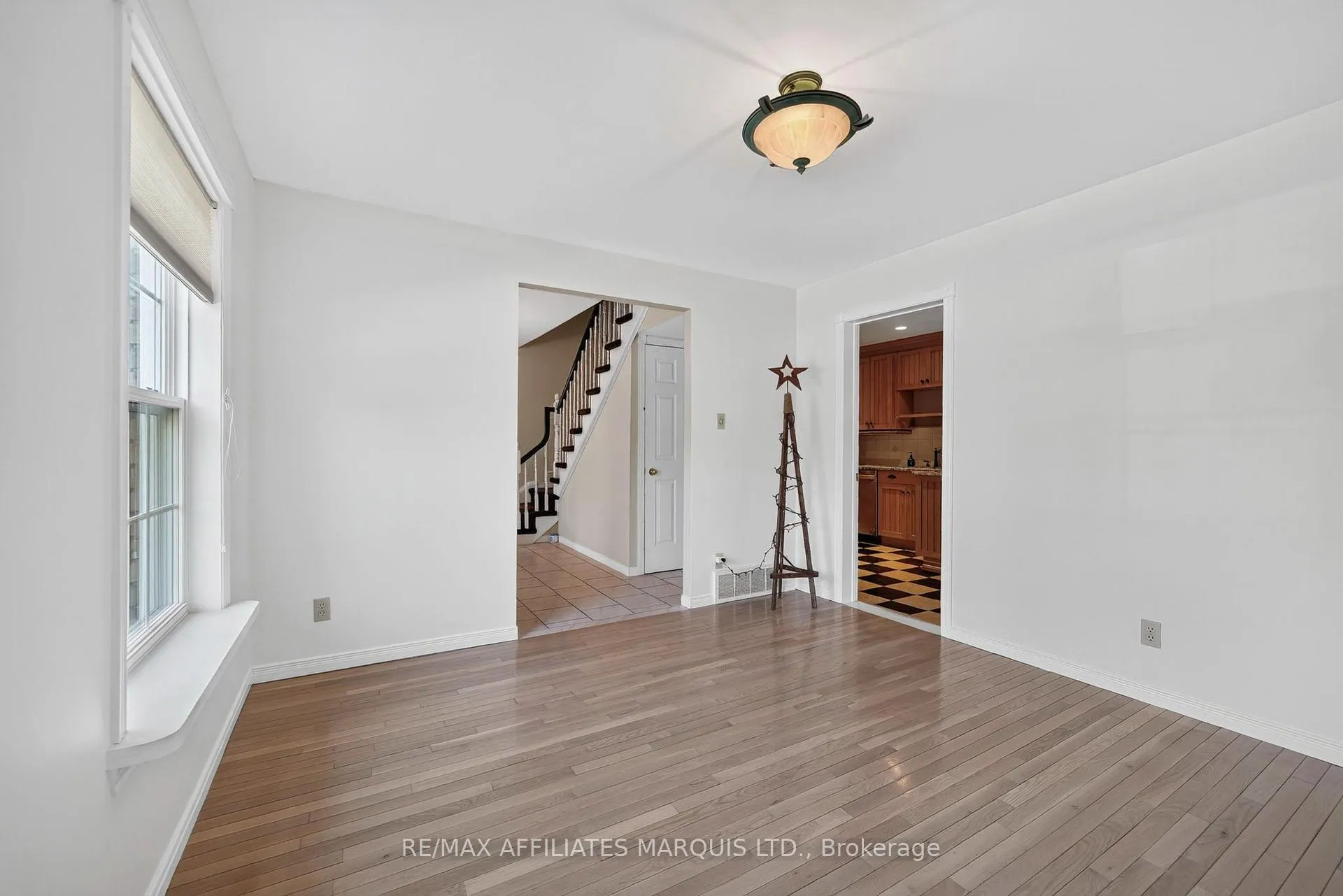 Photo 7 of 1626 Grant Avenue, Cornwall, Cornwall — HOMEH