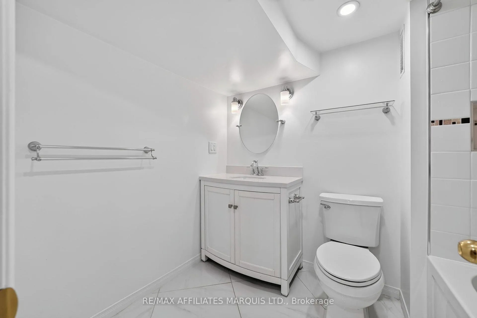 Photo 32 of 1626 Grant Avenue, Cornwall, Cornwall — HOMEH