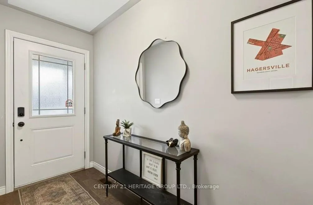 Photo 11 of 67 MacNeil Court, Haldimand — HOMEH