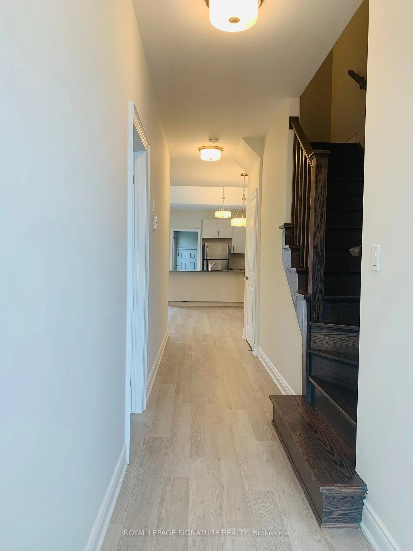 Photo 4 of 1089 Rippingale Trail, Peterborough, Northcrest Ward 5 — HOMEH