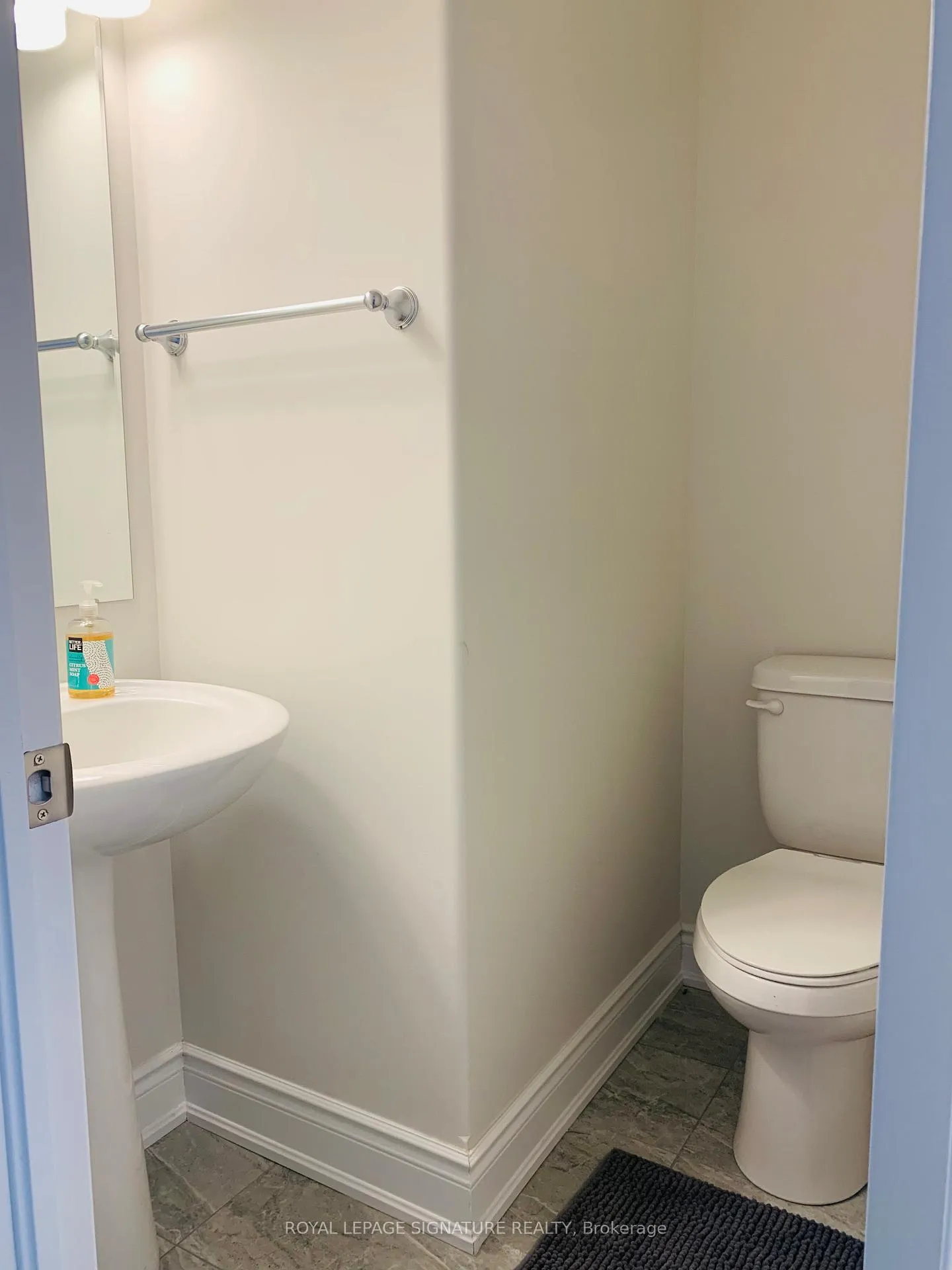 Photo 9 of 1089 Rippingale Trail, Peterborough, Northcrest Ward 5 — HOMEH