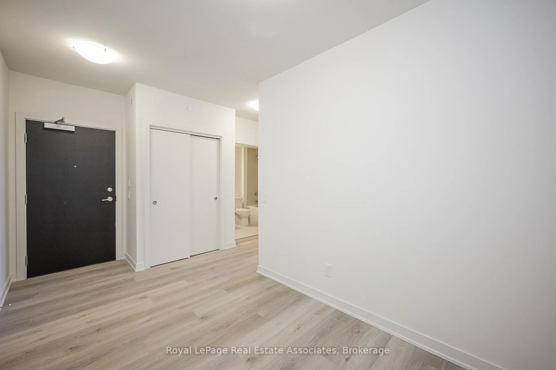 Photo 17 of Unit 506, 385 Winston Road, Grimsby, Grimsby Beach — HOMEH