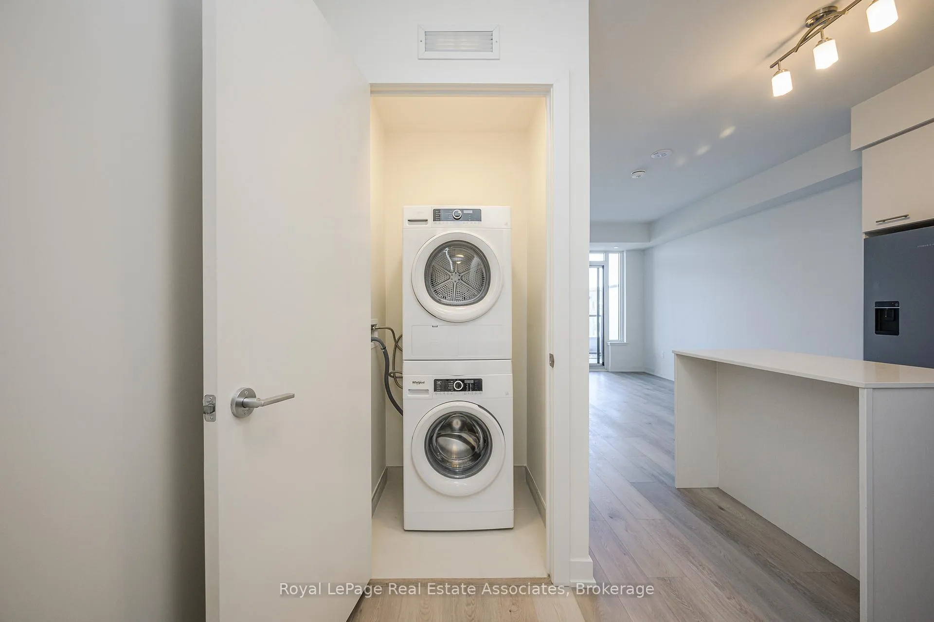 Photo 23 of Unit 506, 385 Winston Road, Grimsby, Grimsby Beach — HOMEH
