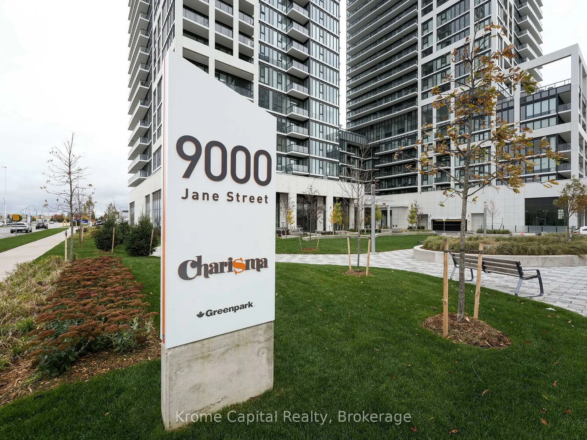 Photo 2 of Unit 1811, 9000 Jane Street, Vaughan, Concord — HOMEH