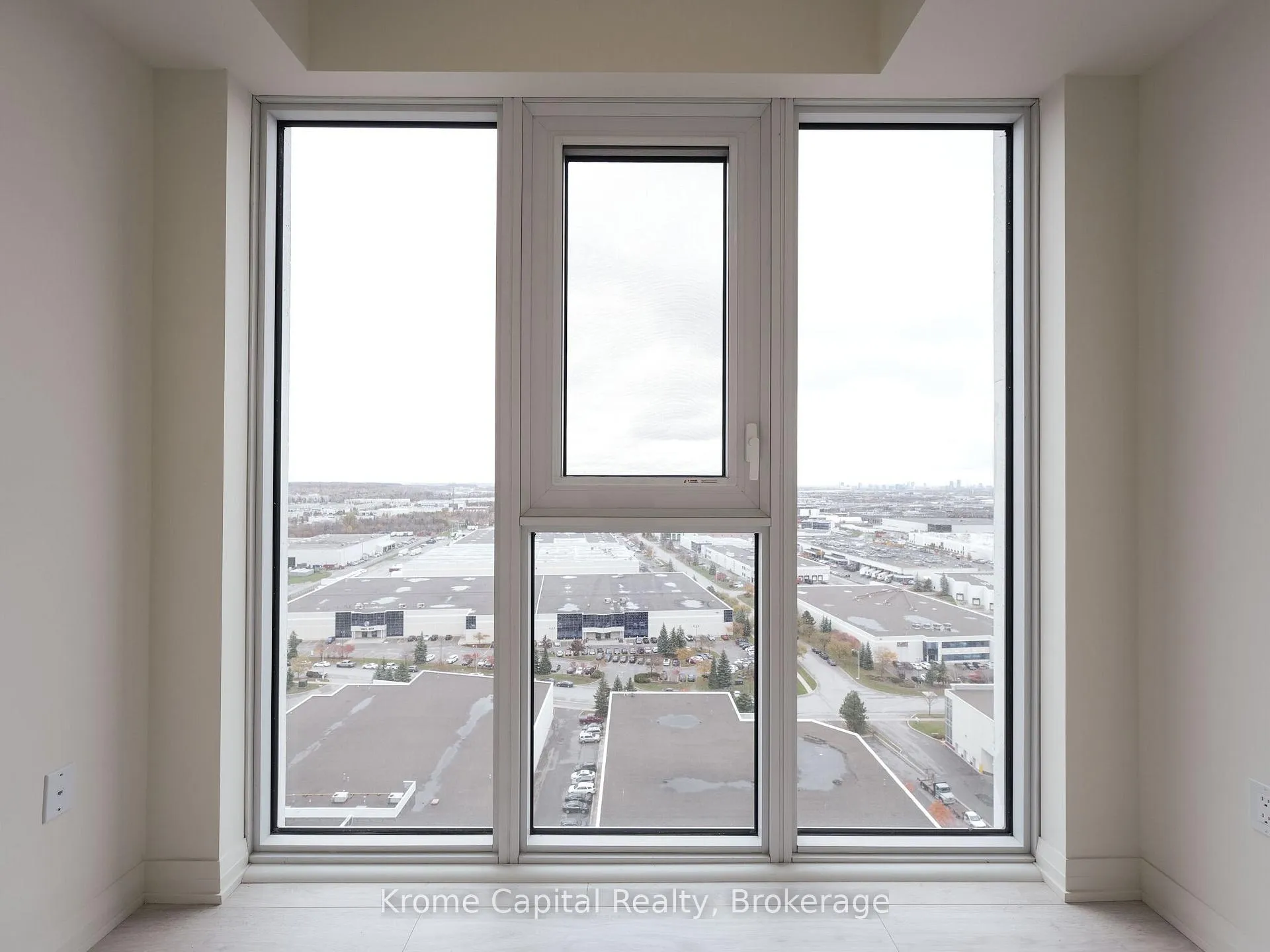 Photo 15 of Unit 1811, 9000 Jane Street, Vaughan, Concord — HOMEH