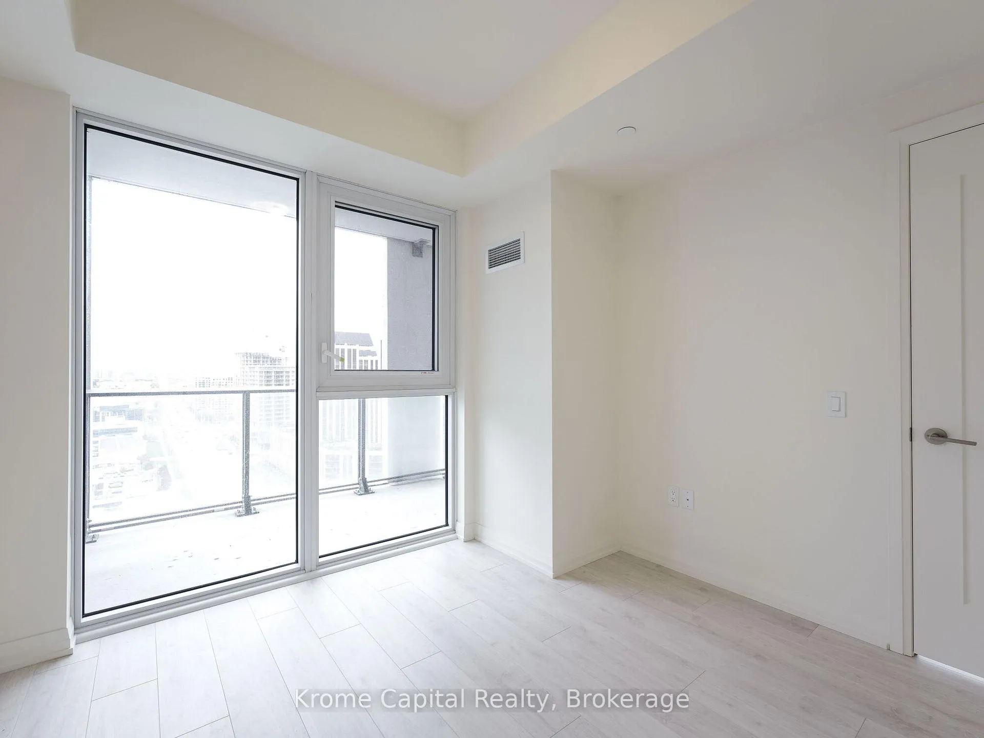 Photo 18 of Unit 1811, 9000 Jane Street, Vaughan, Concord — HOMEH
