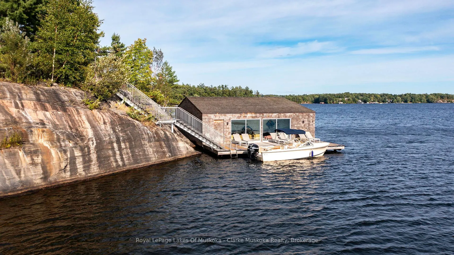 Photo 12 of 1114 Road 3200, Gravenhurst, Muskoka (S) — HOMEH