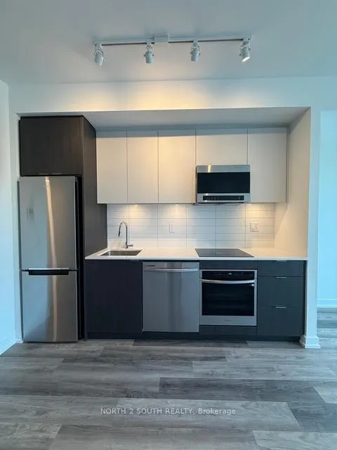 Photo 8 of Unit 323, 6 Chartwell Road, Etobicoke, Stonegate-Queensway — HOMEH