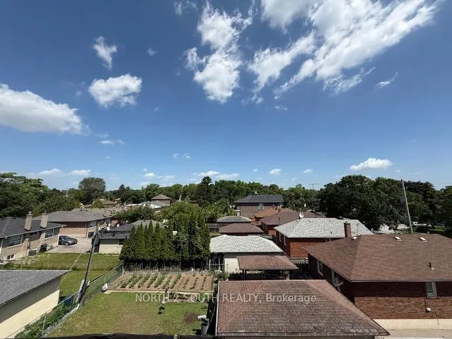 Photo 16 of Unit 323, 6 Chartwell Road, Etobicoke, Stonegate-Queensway — HOMEH