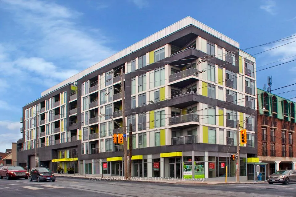 Front of Unit 605, 763 Woodbine Avenue